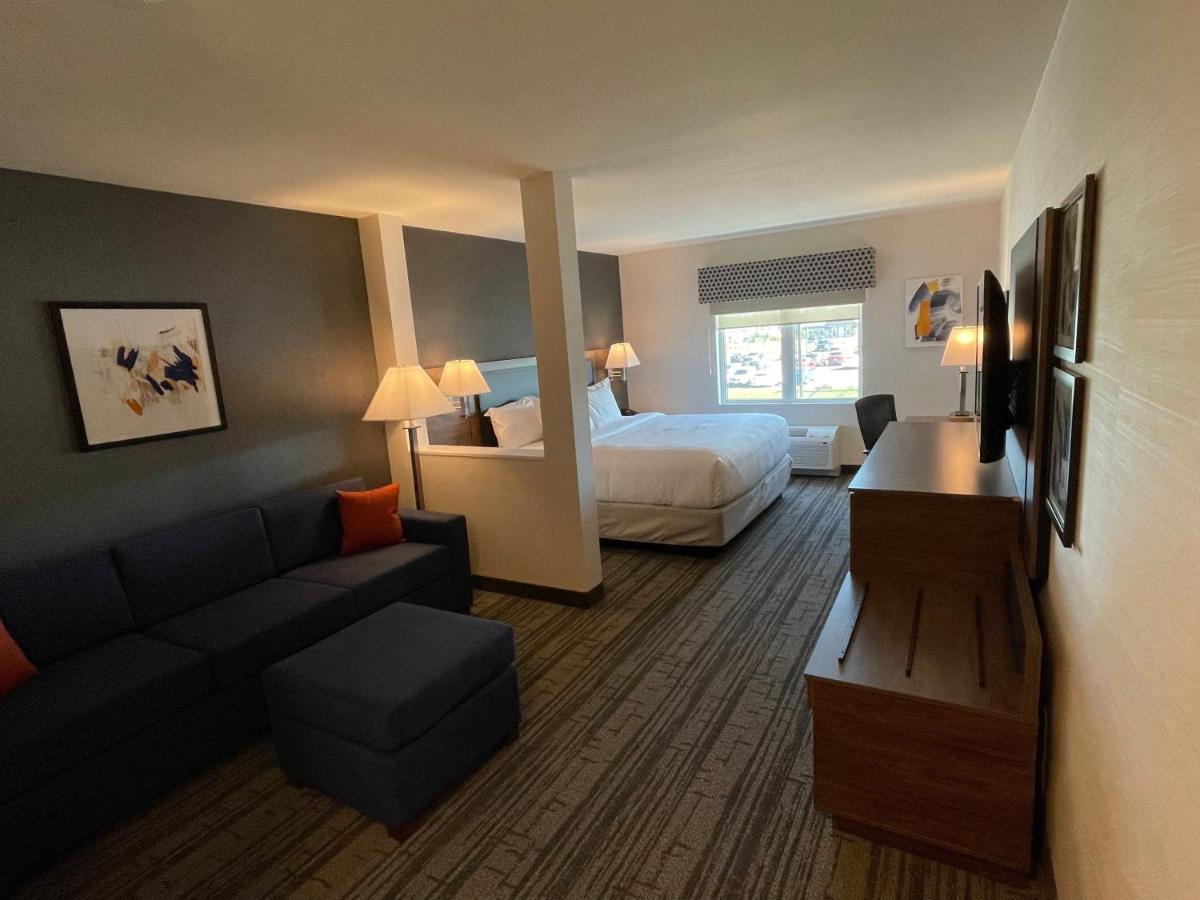 Comfort Inn & Suites Carleton Place Esterno foto