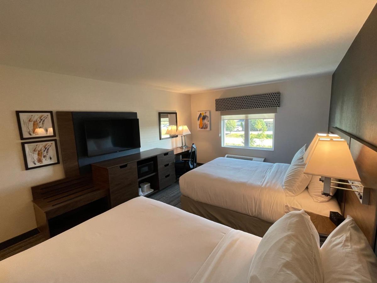 Comfort Inn & Suites Carleton Place Esterno foto