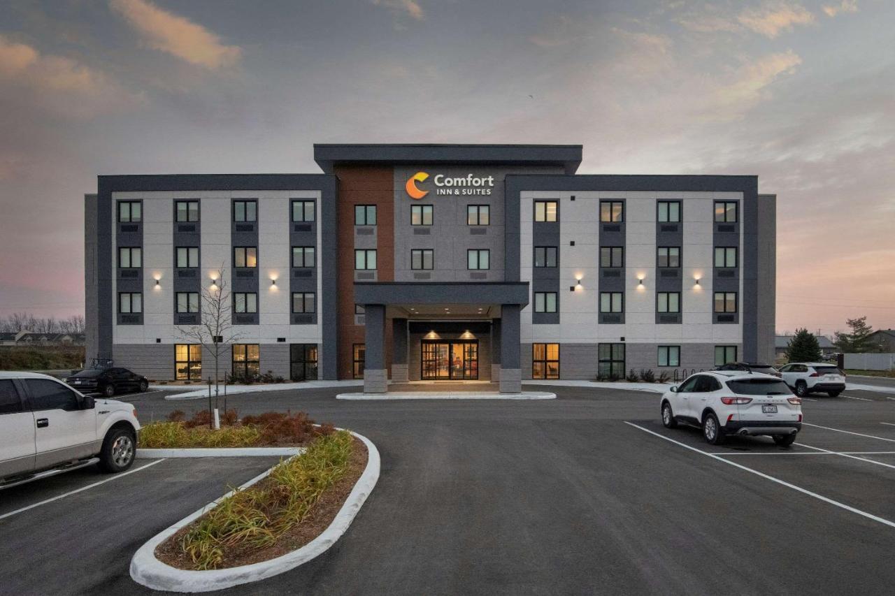 Comfort Inn & Suites Carleton Place Esterno foto