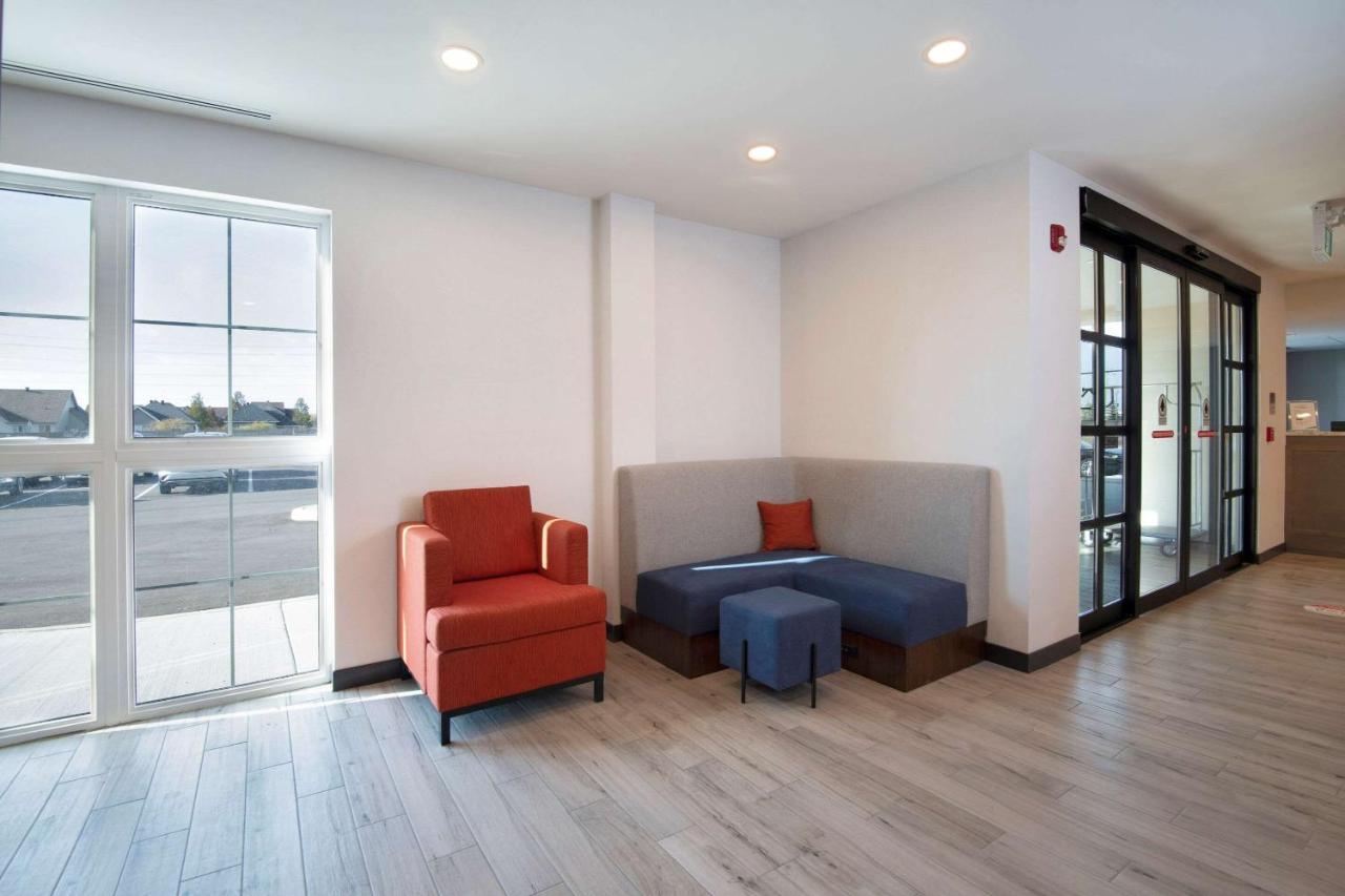 Comfort Inn & Suites Carleton Place Esterno foto