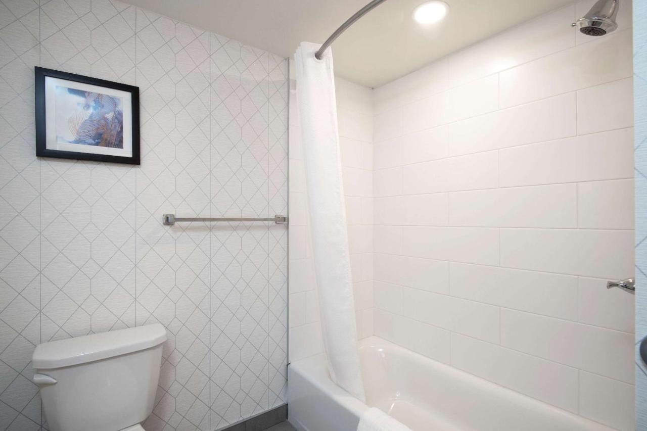 Comfort Inn & Suites Carleton Place Esterno foto
